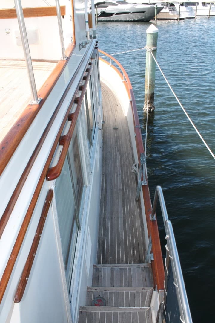1987 Grand Banks — - Image 5