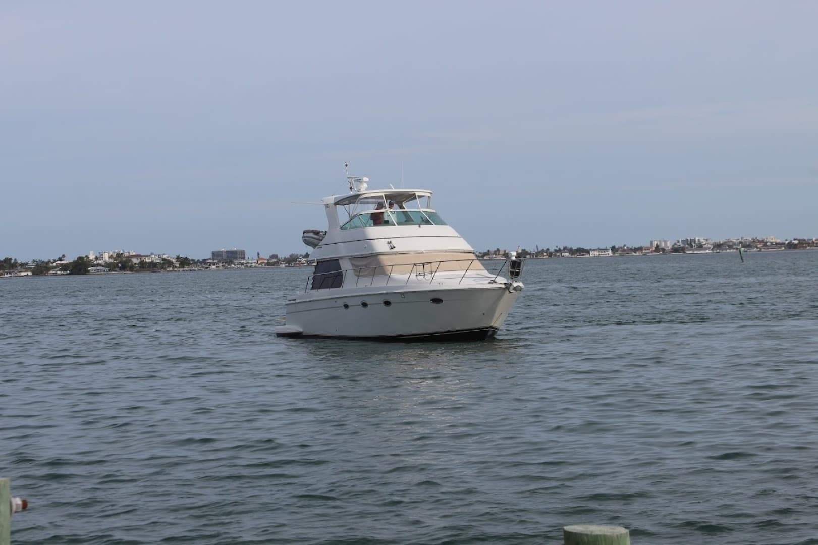 2005 Carver 46 Voyager - Image 11