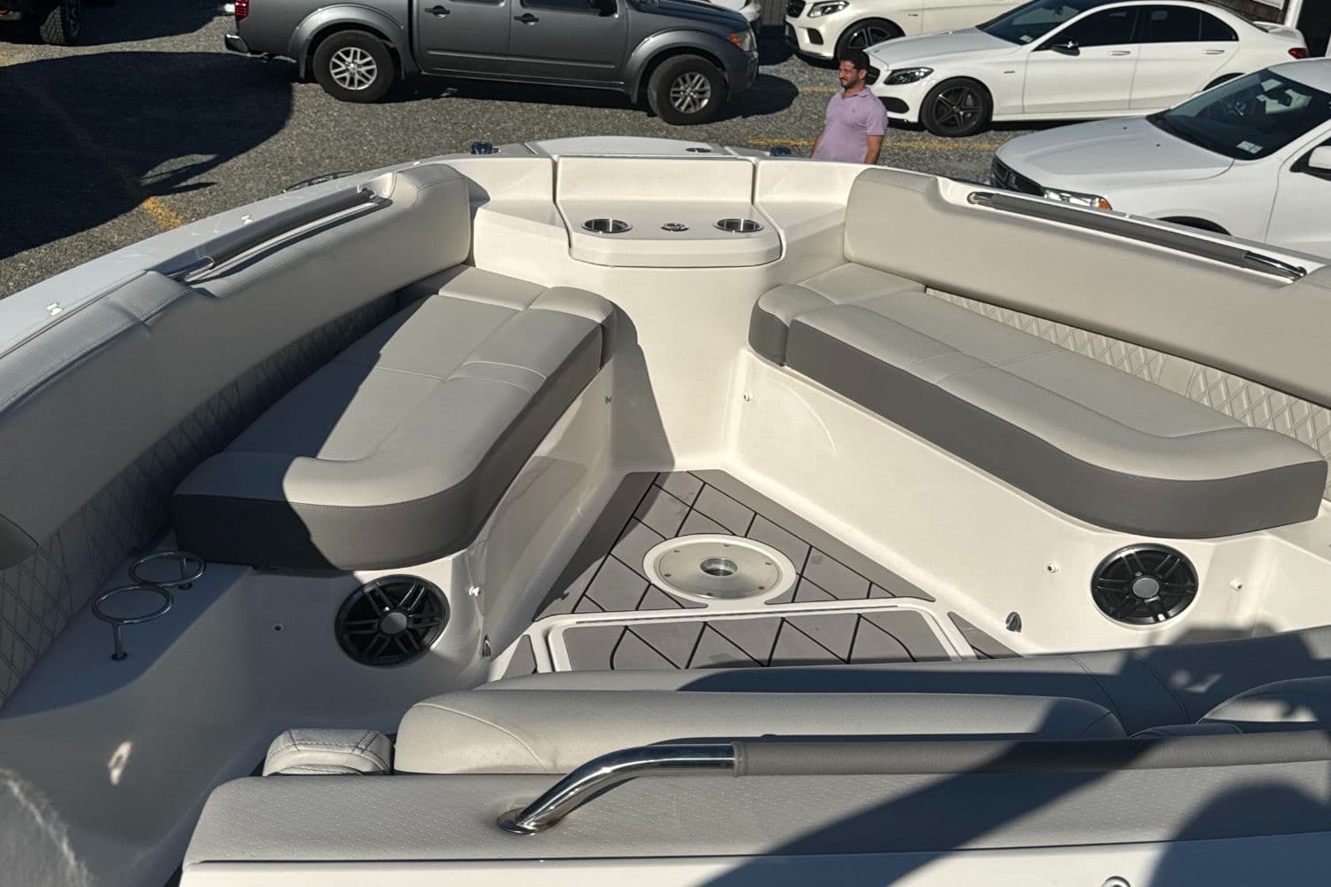 2022 Sea Ray SLX 400 - 32