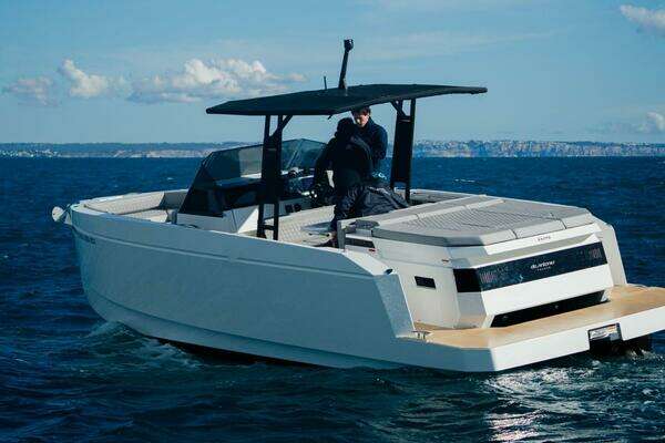2026 De Antonio Yachts D29 - Image 1