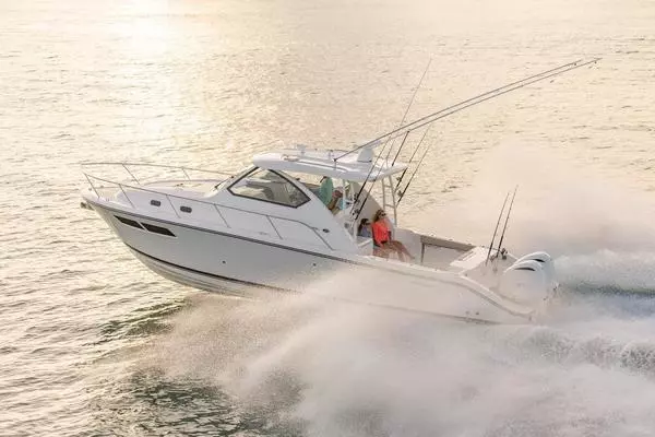 2020 Pursuit OS 355 Offshore - Image 1