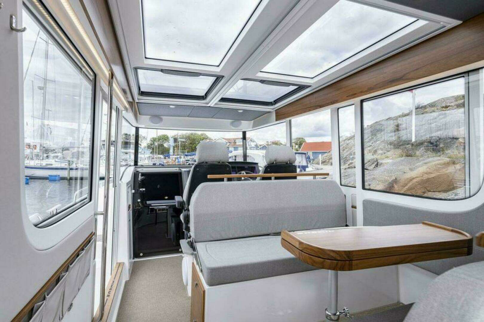 2025 Nimbus Commuter 11 - Image 7