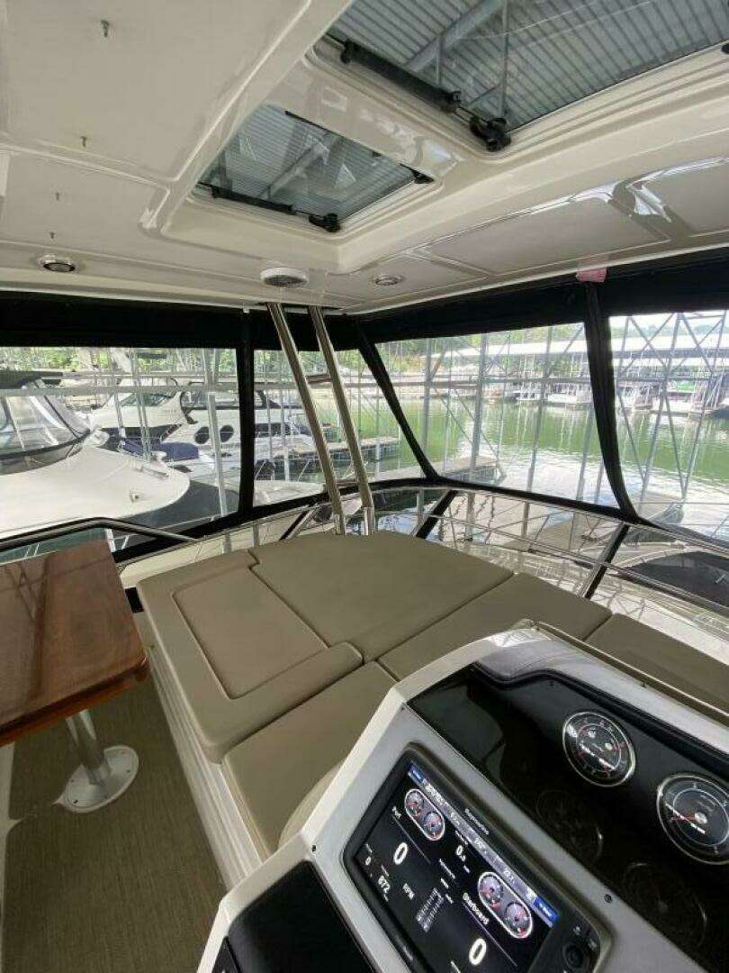 2016 Sea Ray 510 FLY - Image 45
