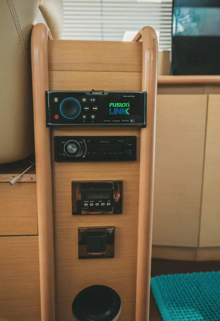 2010 Beneteau Monte Carlo 47 - Image 10