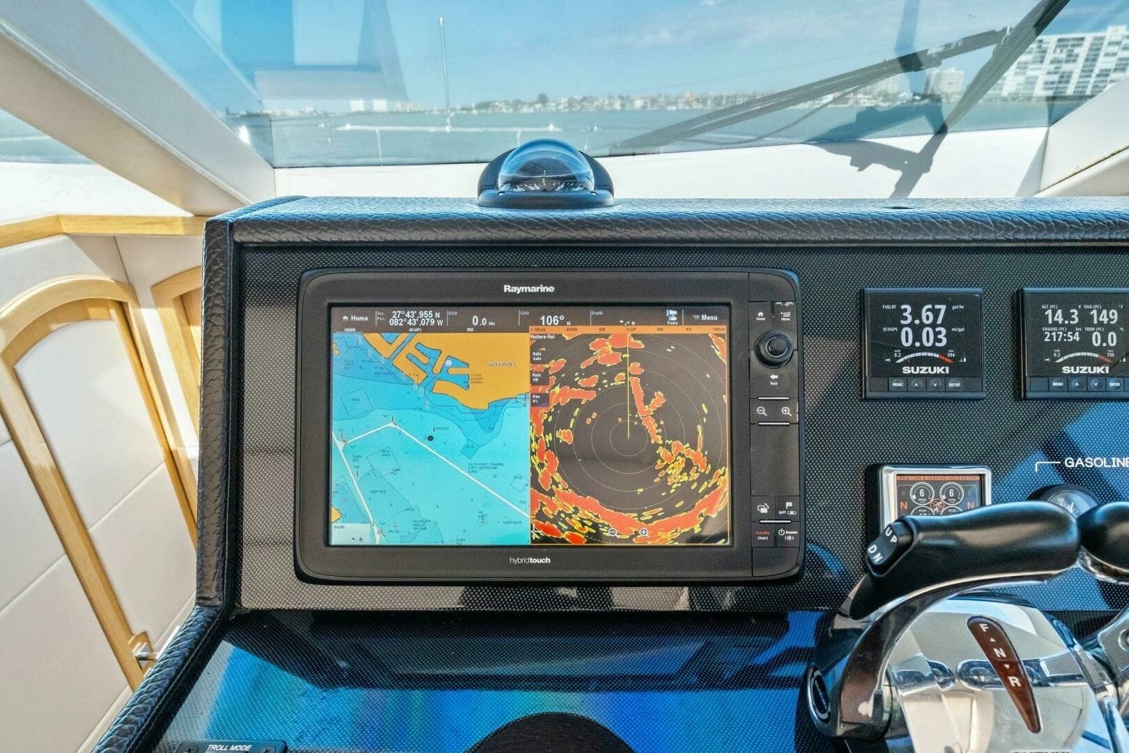 2018 Mares 47 Outboard Express Catamaran - Image 10