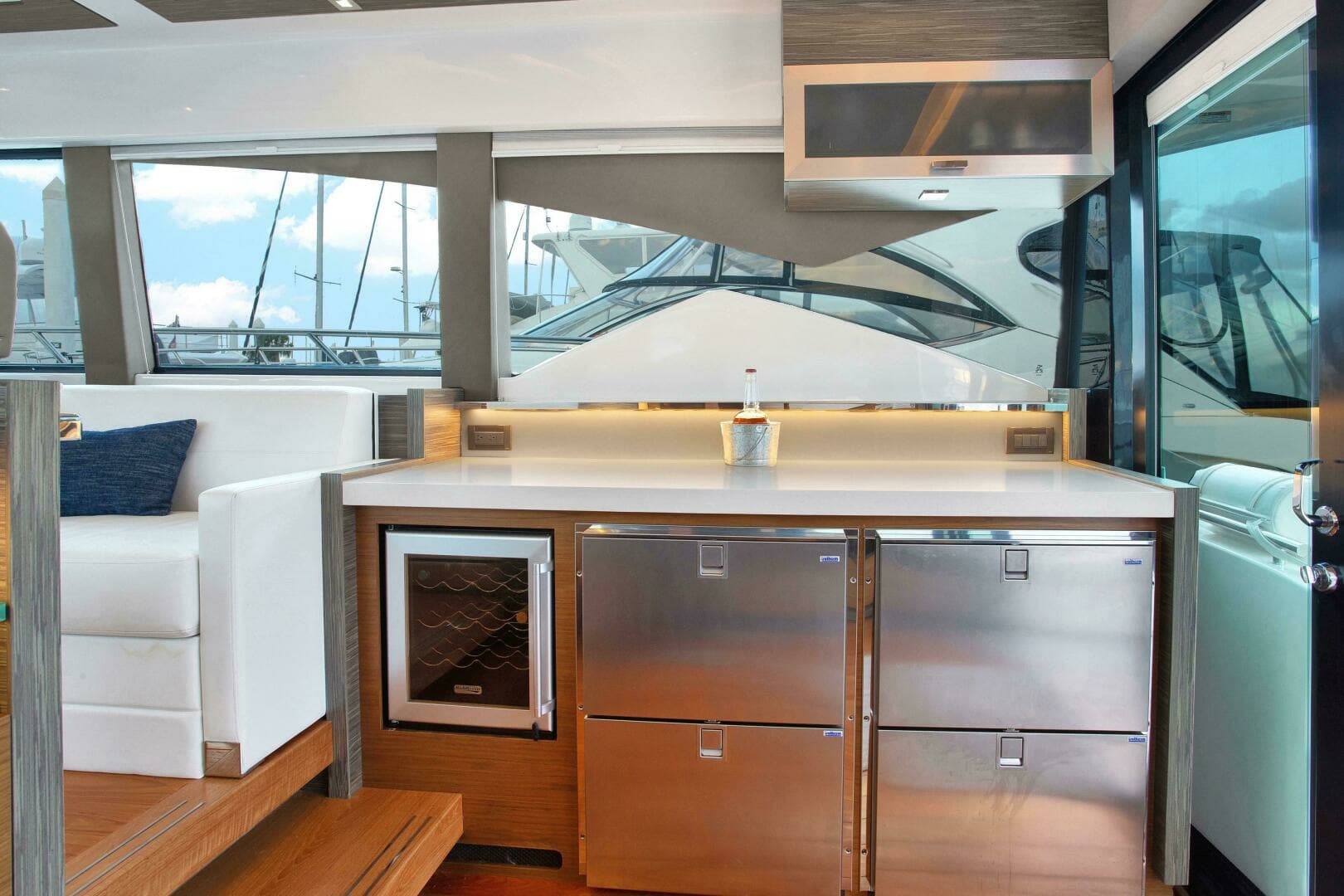 2019 Tiara Yachts 53 Coupe - Image 33