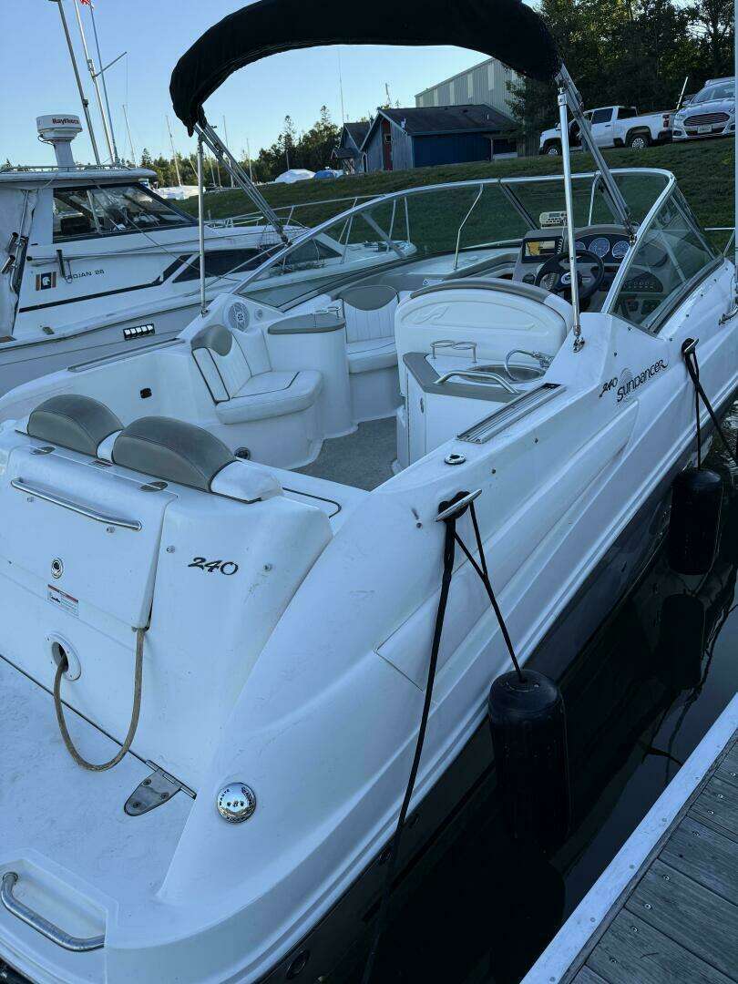 2007 Sea Ray Sundancer 240 - Image 6