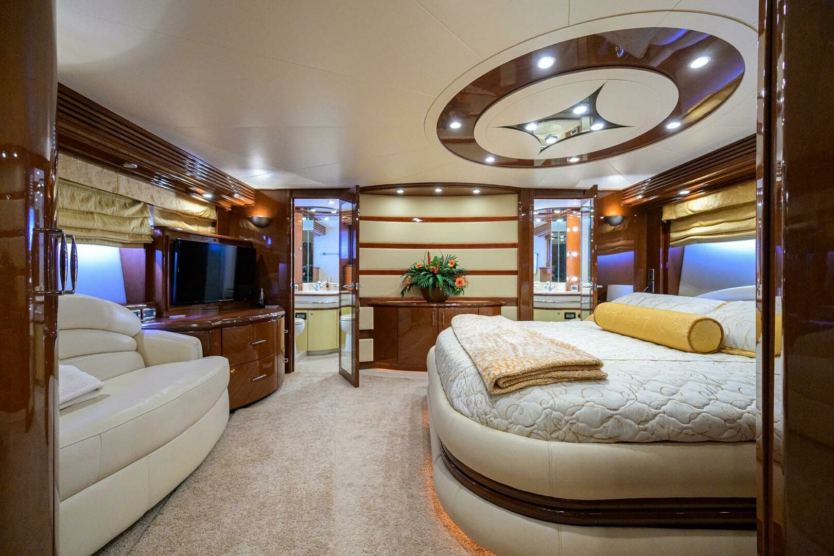 2005 Marquis 65 Motor Yacht - Image 18
