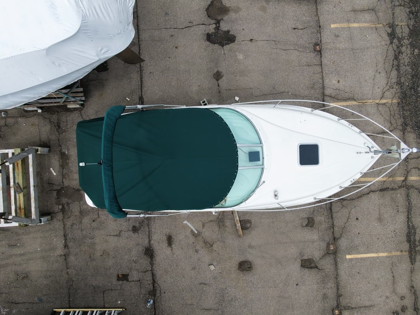 1998 Rinker 266 Fiesta Vee - Image 6