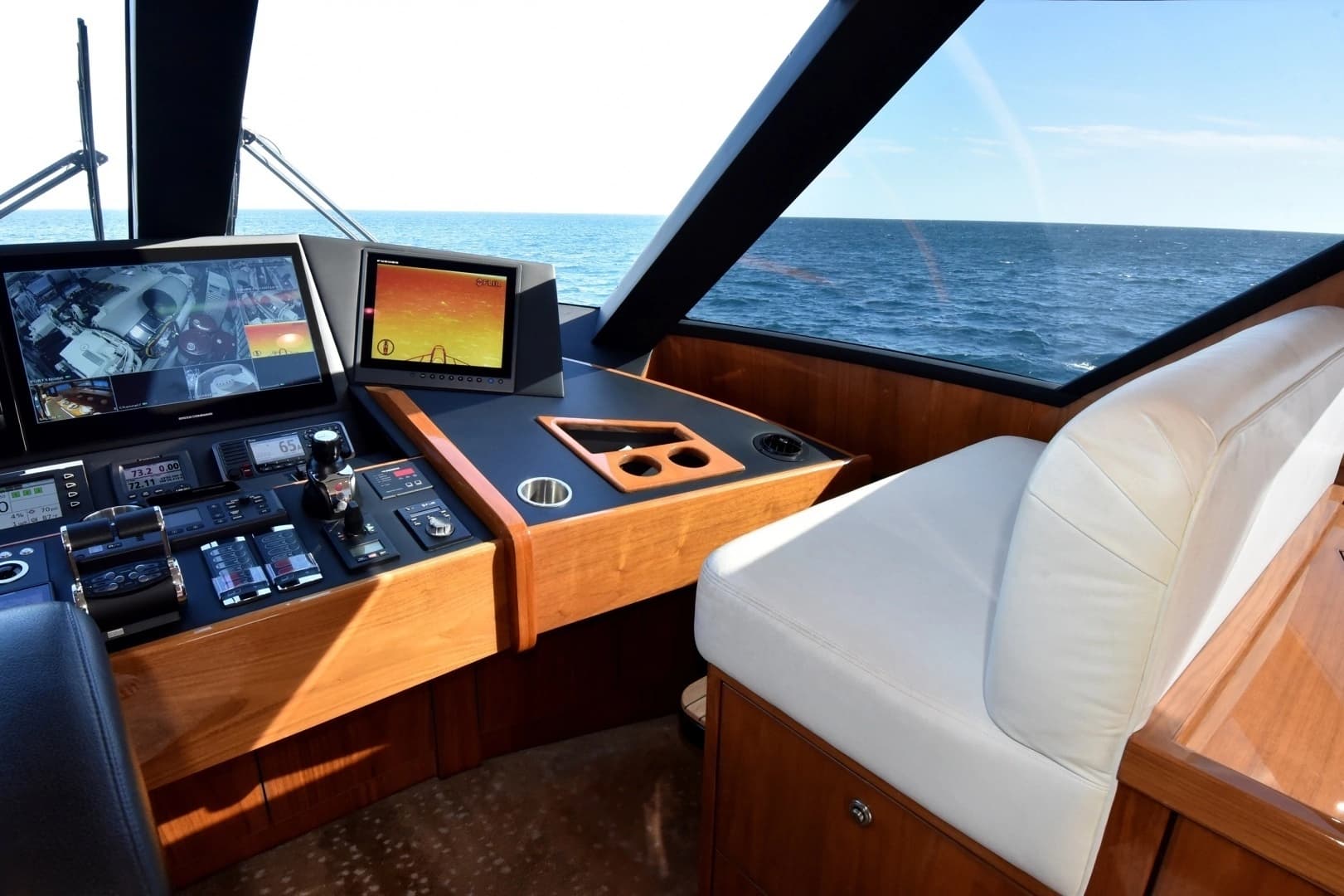 2019 Viking 80 Skybridge - Image 61