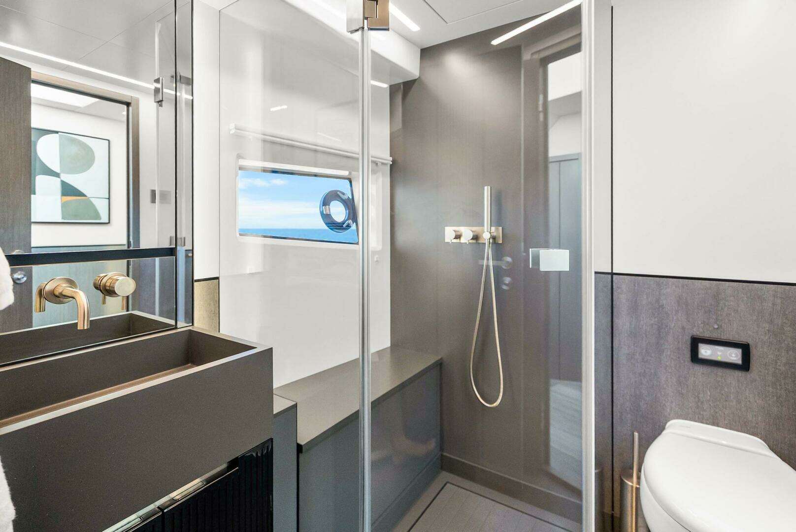 2027 Pearl 63 - Image 50