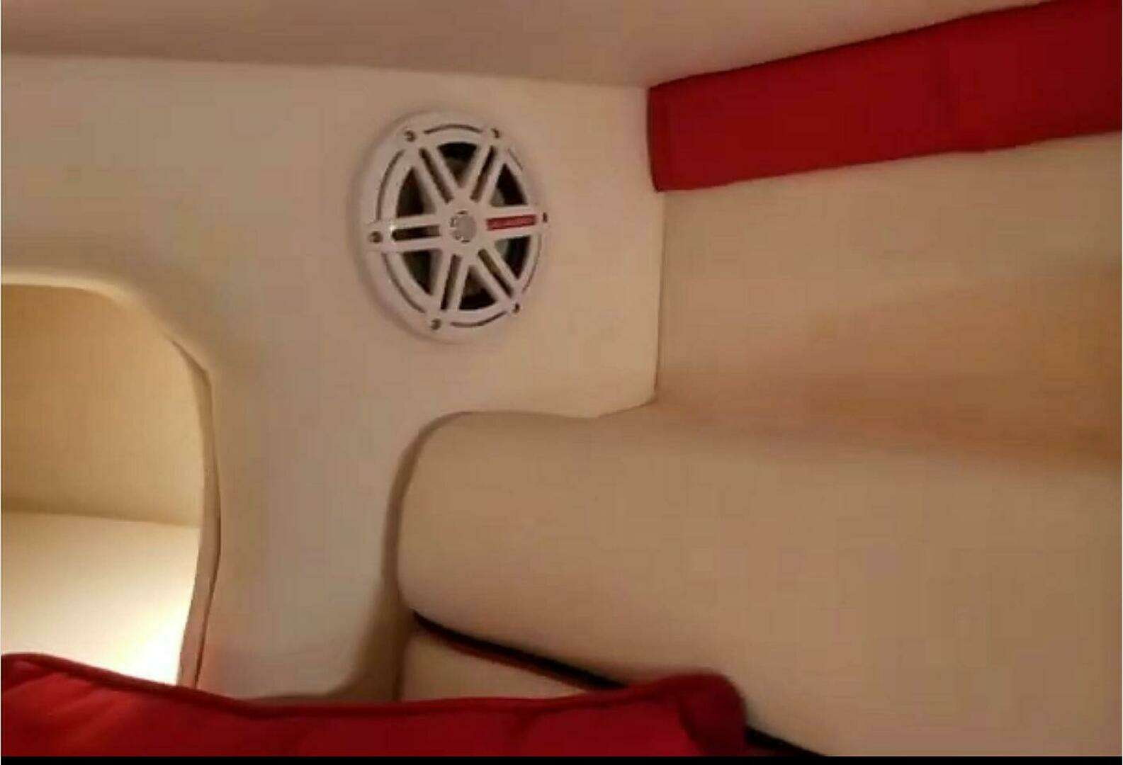 2008 Donzi 35 ZR - Image 33