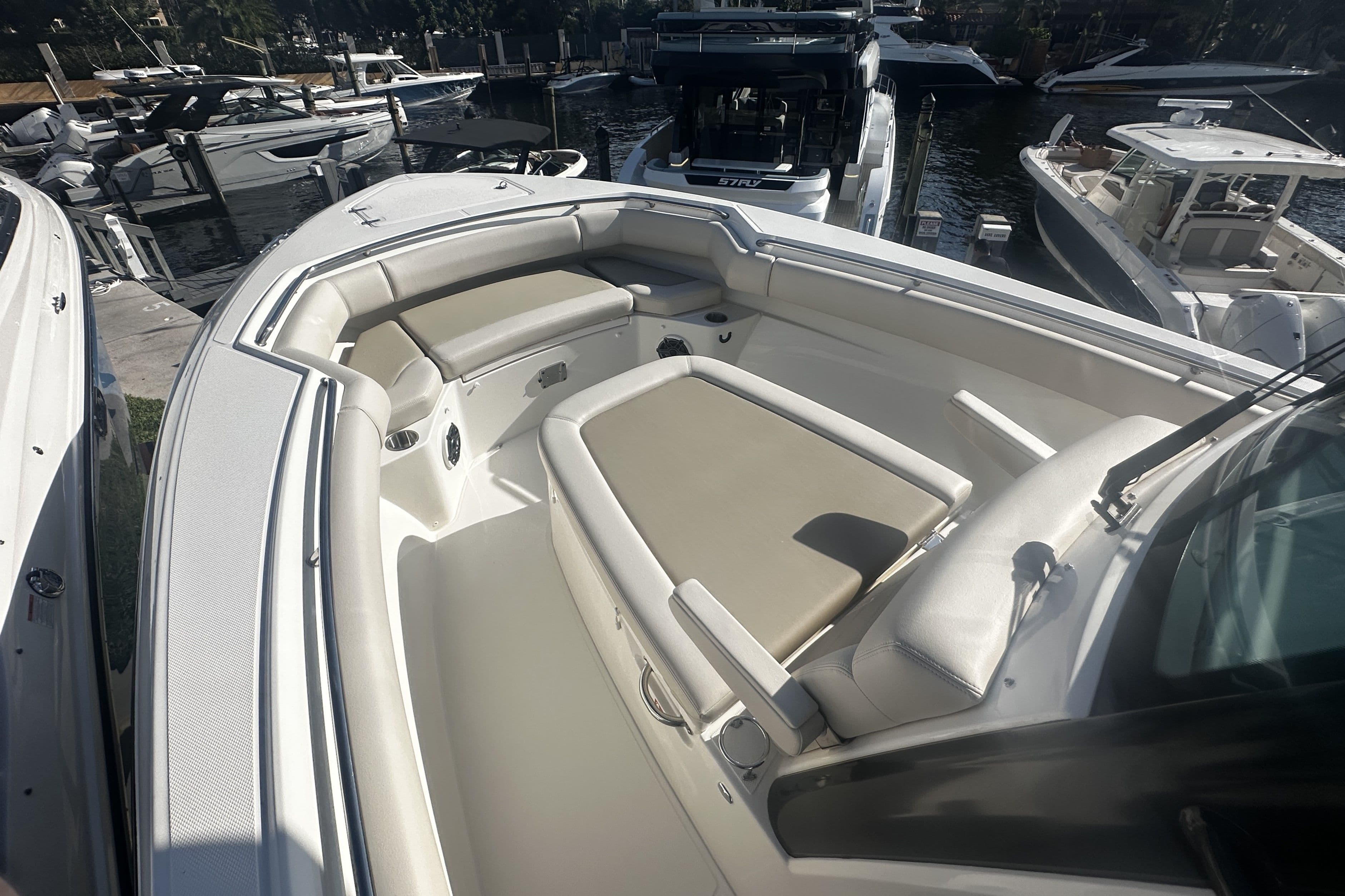 2026 Boston Whaler 280 Outrage - 24