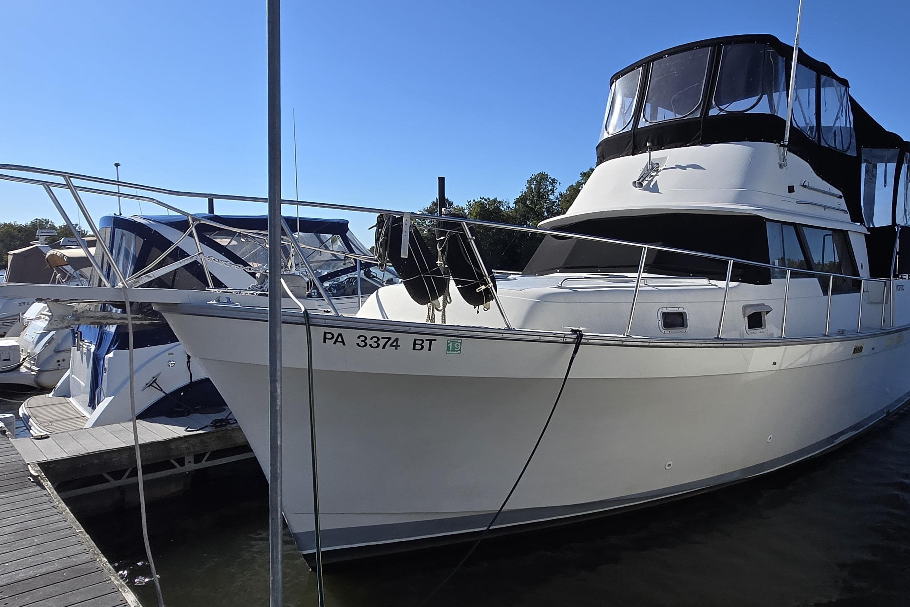 1988 Mainship 36 Double Cabin