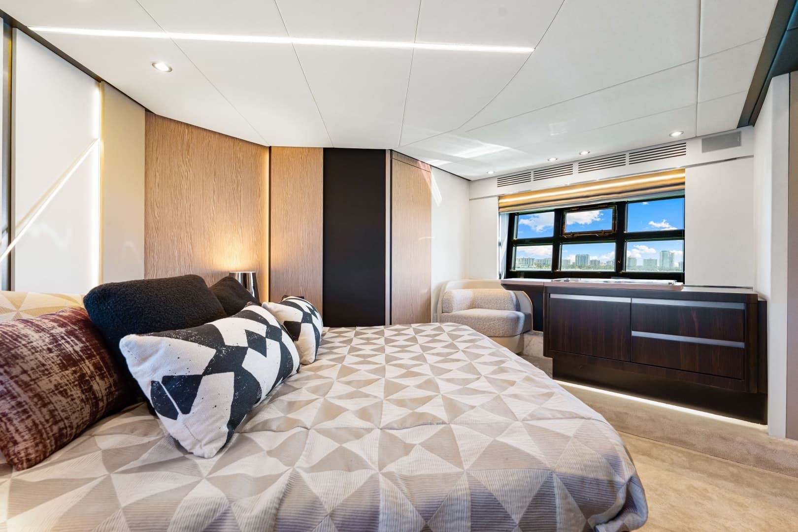 2020 Azimut S6 - Image 104