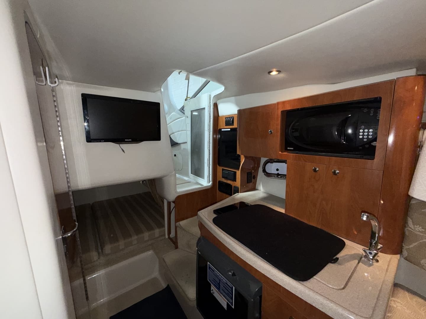 2005 Four Winns 268 Vista - Image 48