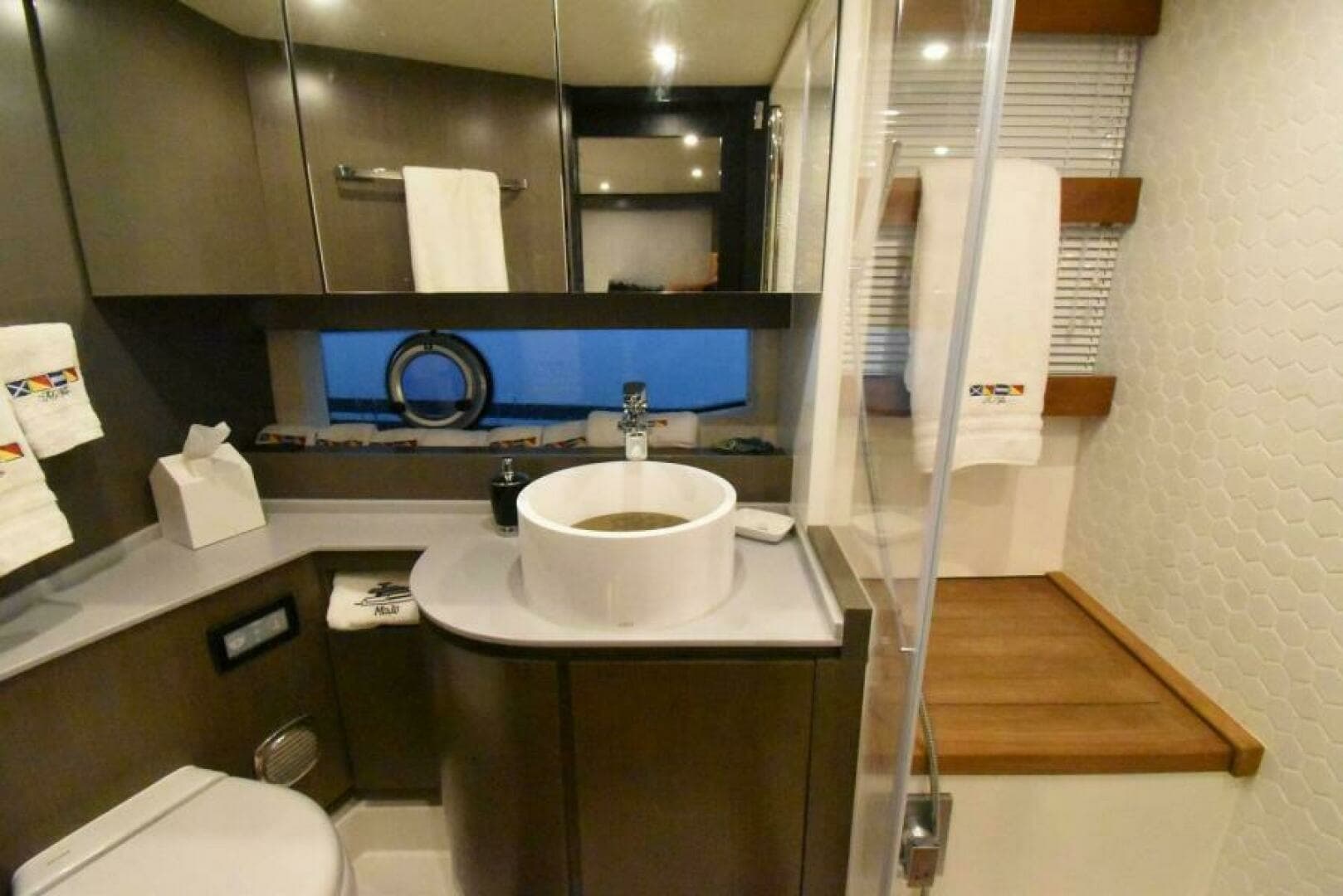 2024 Okean 52 Flybridge - Image 19