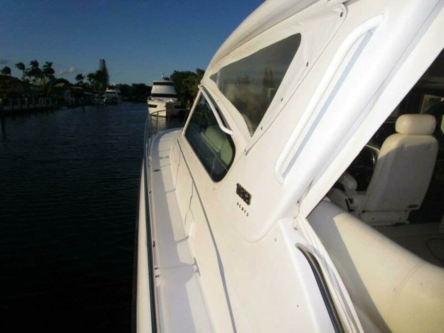 2003 Tiara Yachts 5200 Express - Image 50