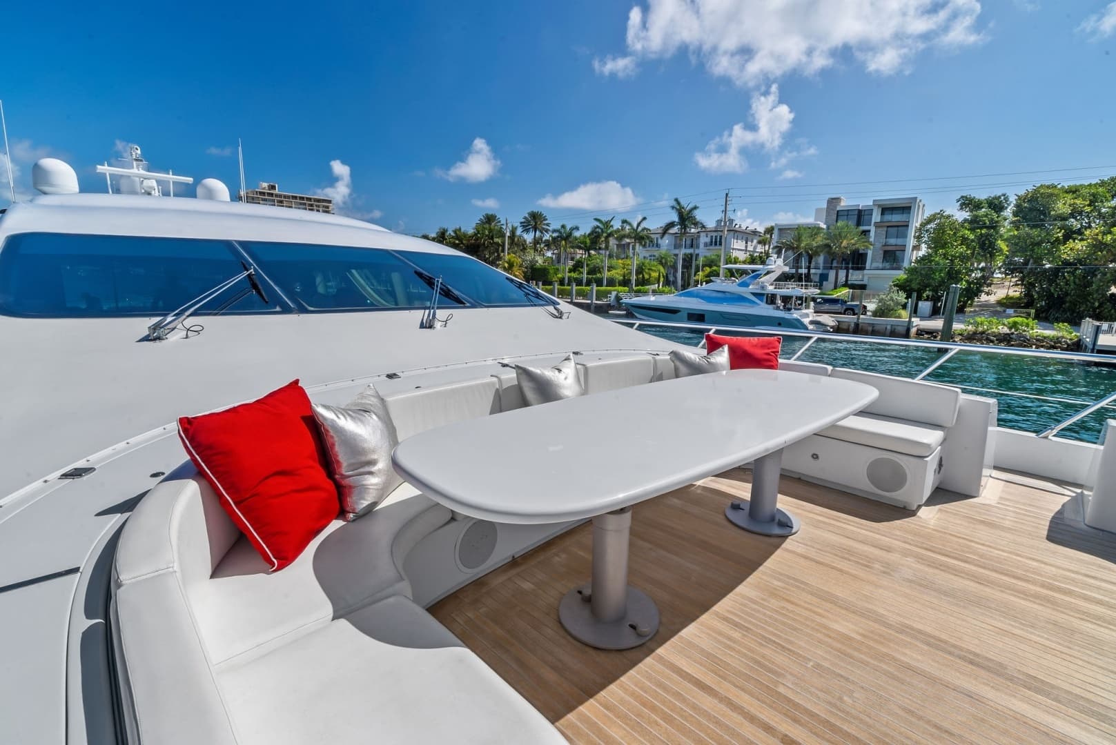 2005 Mangusta 130 - Image 18