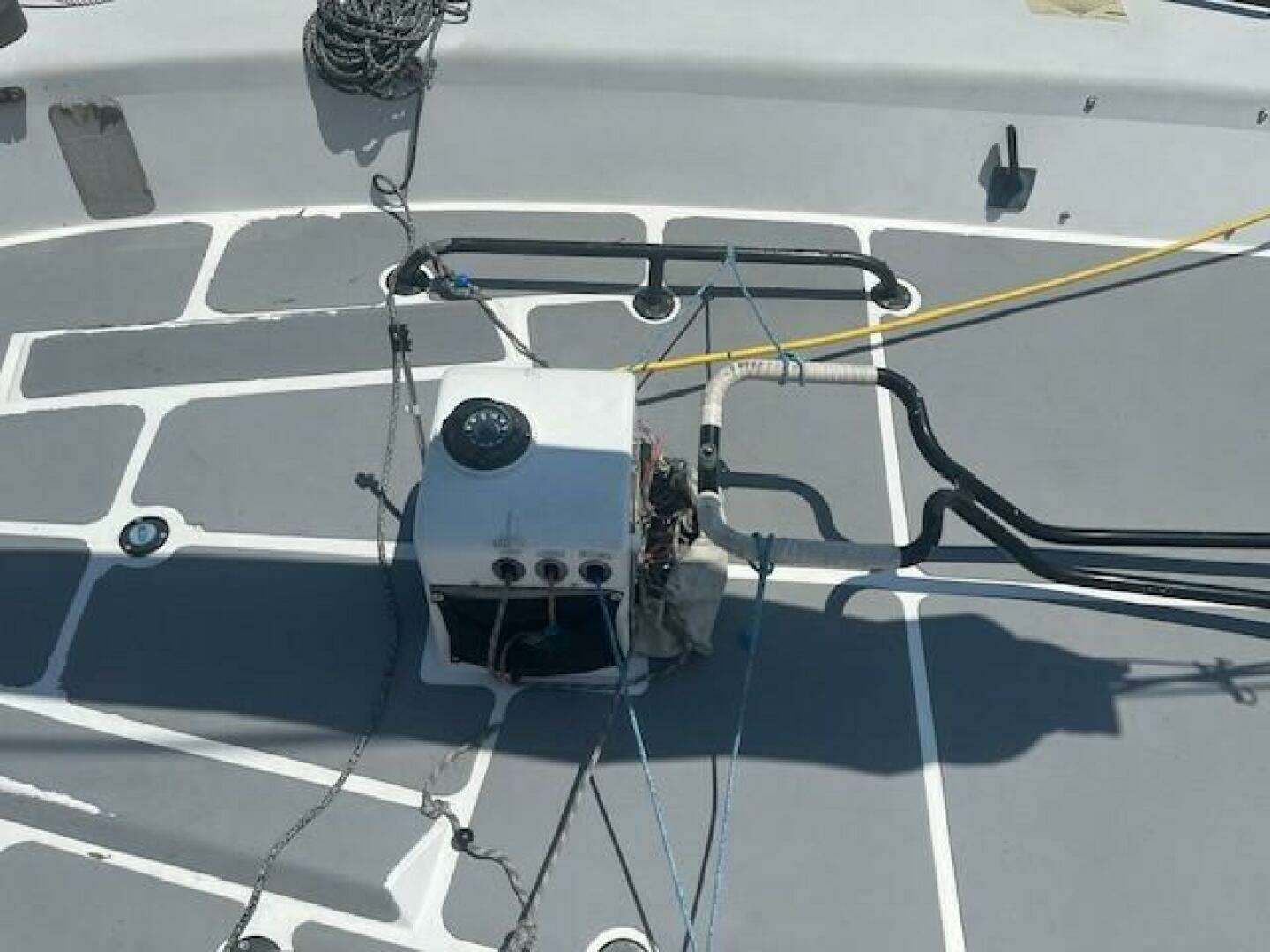 2007 Waterline FARR 40 - Image 10