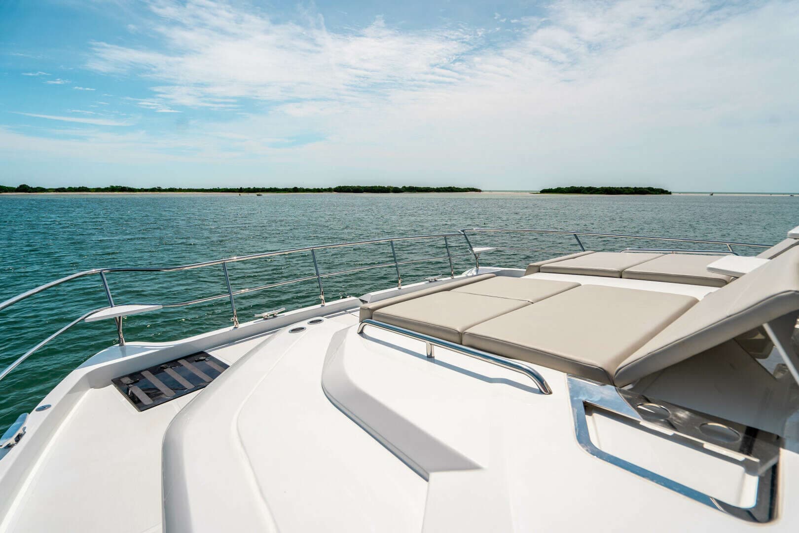 2024 Aquila 54 Yacht - Image 10