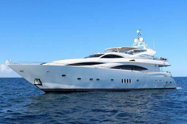 2002 Sunseeker Manhattan - Image 1