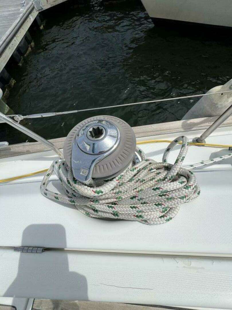 2001 Beneteau 411 - Image 40