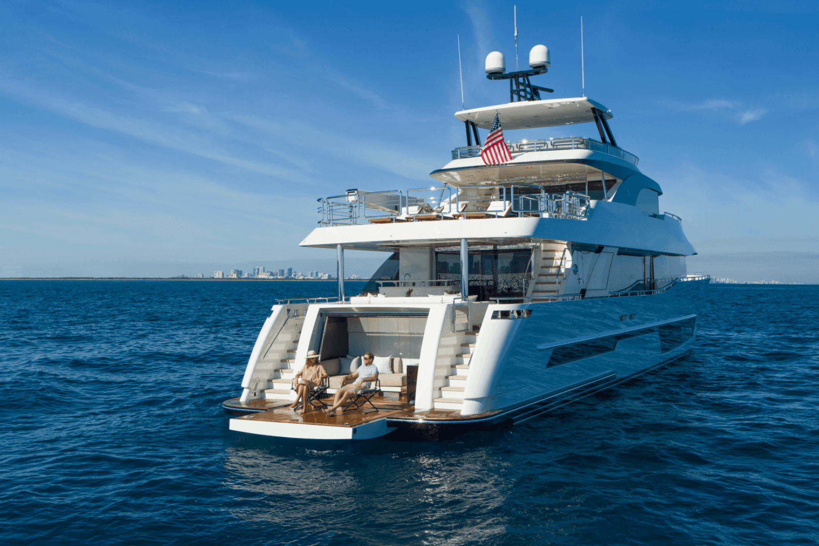 2027 Ocean Alexander 37L - Image 21