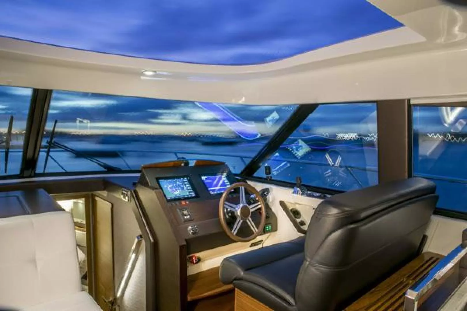 2021 Tiara Yachts C44 - Image 9