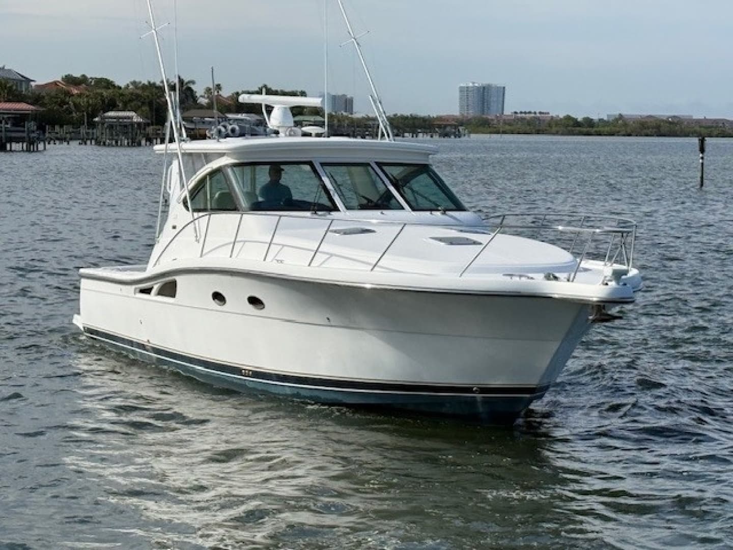 2007 Tiara Yachts 4200 Open - Image 3