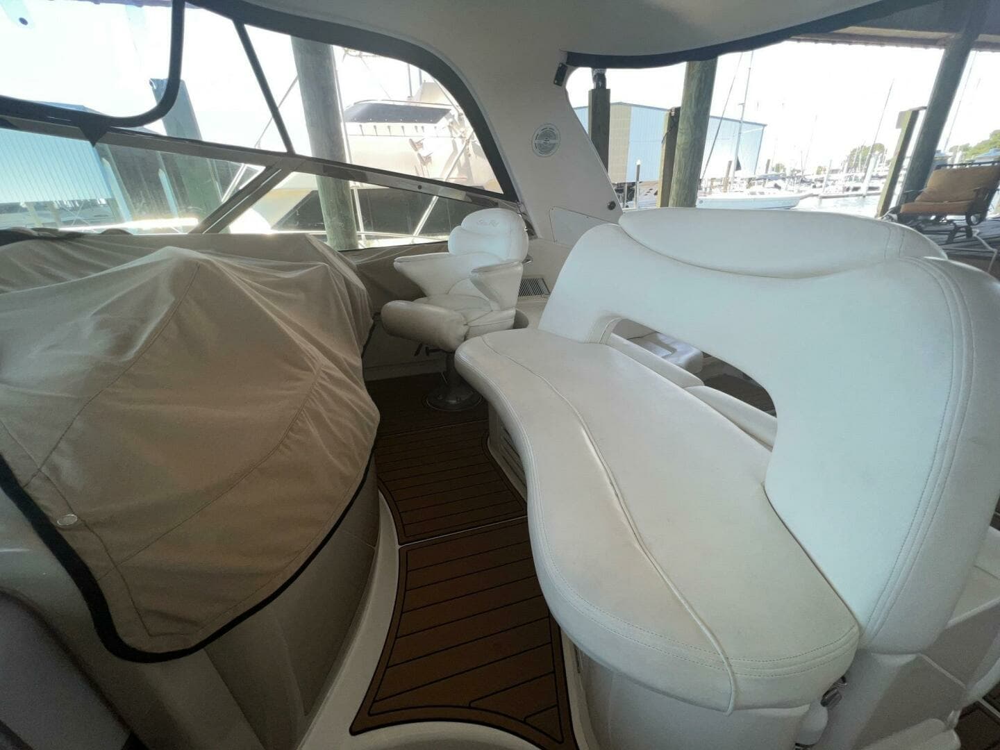 2002 Sea Ray 460 Sundancer - Image 13