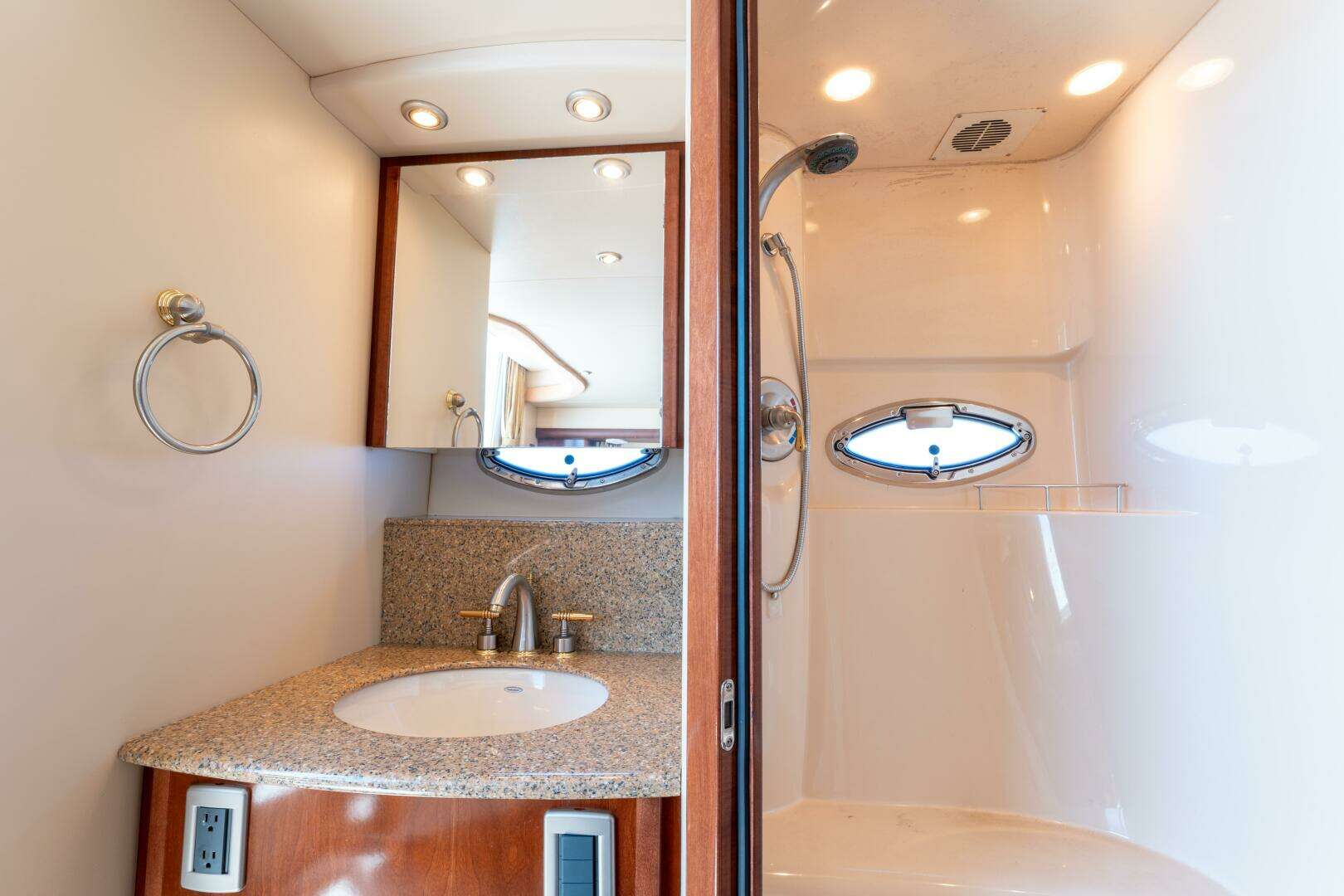2008 Meridian 459 MY - Image 34