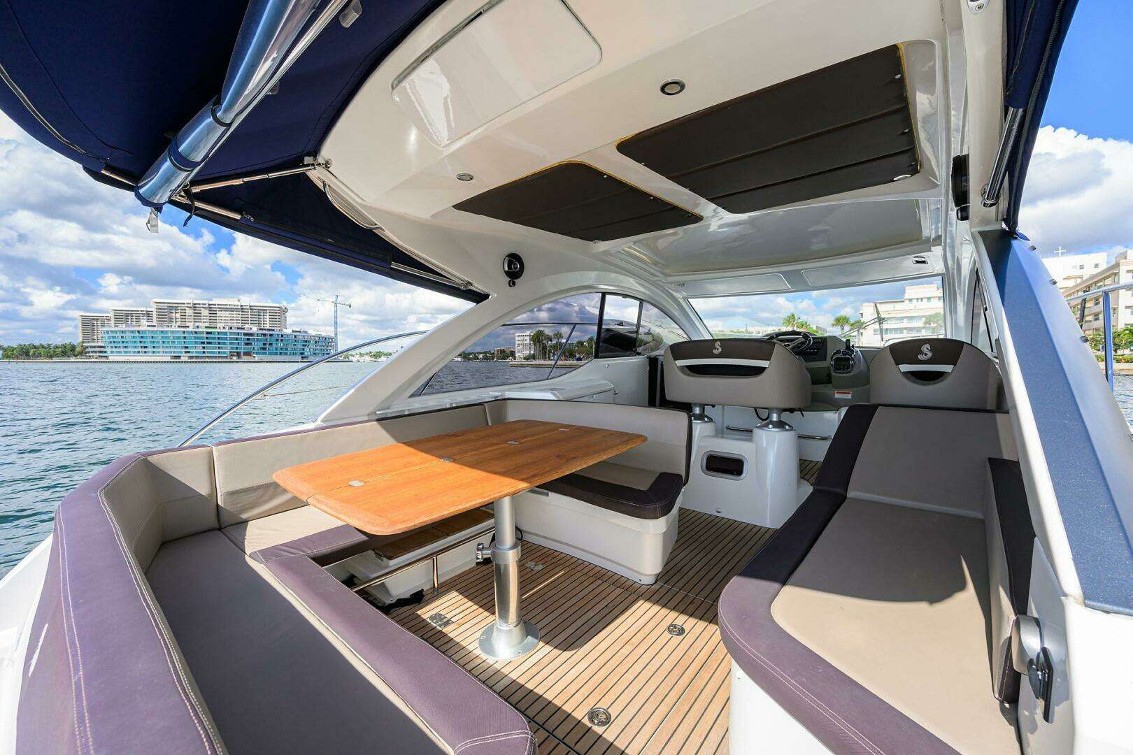 2015 Beneteau 38 GT - Image 32