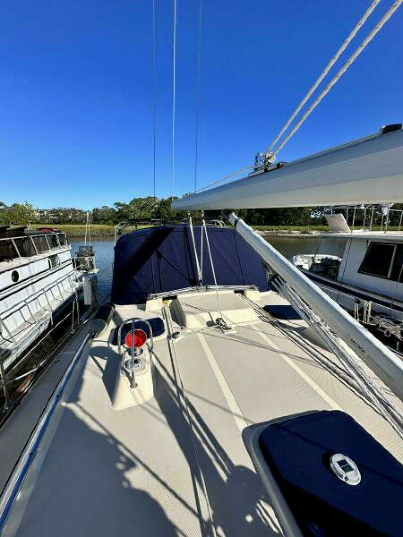 2006 Island Packet 440 - Image 25
