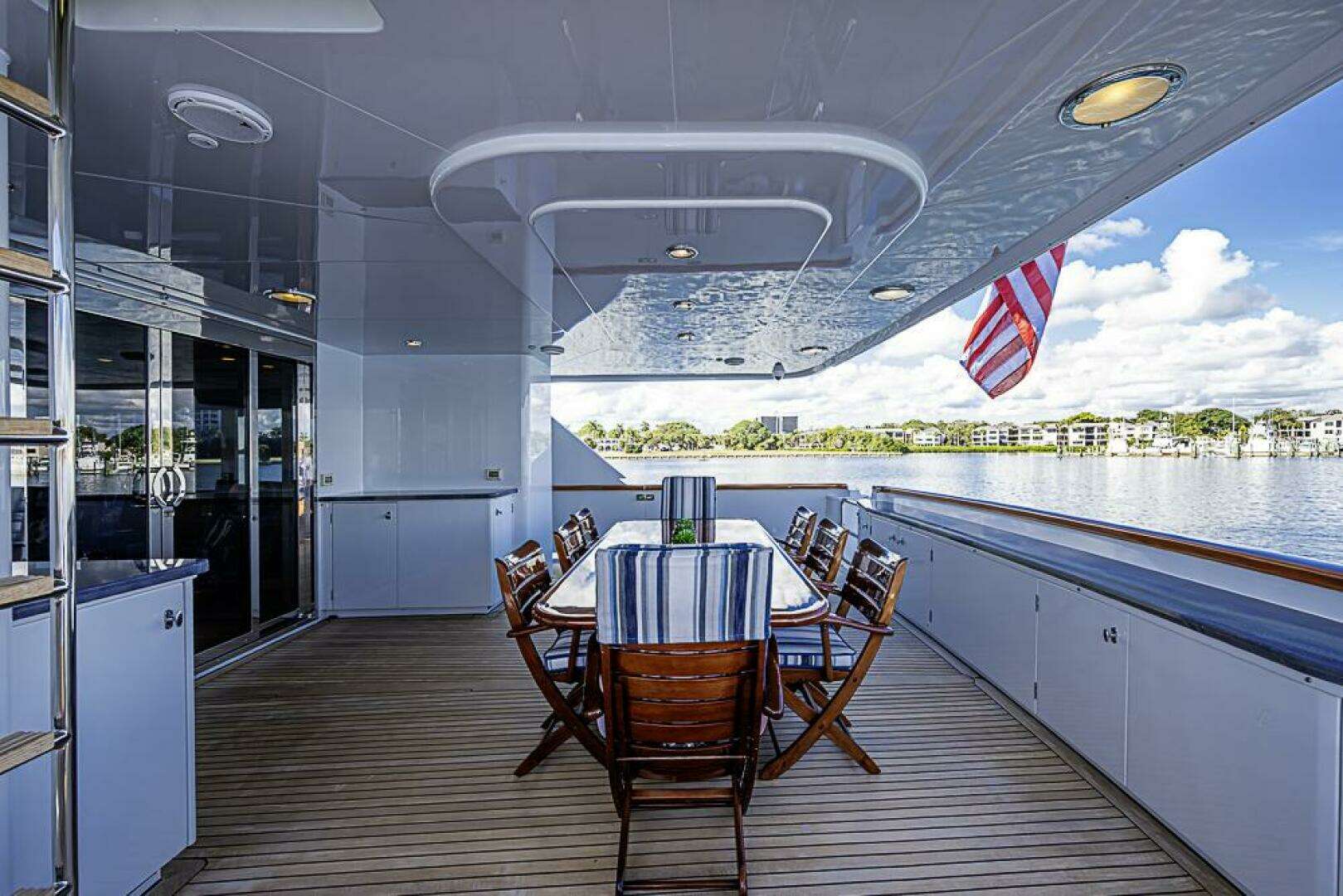 1997 Delta Marine 122 Tri-Deck Motor Yacht - Image 15