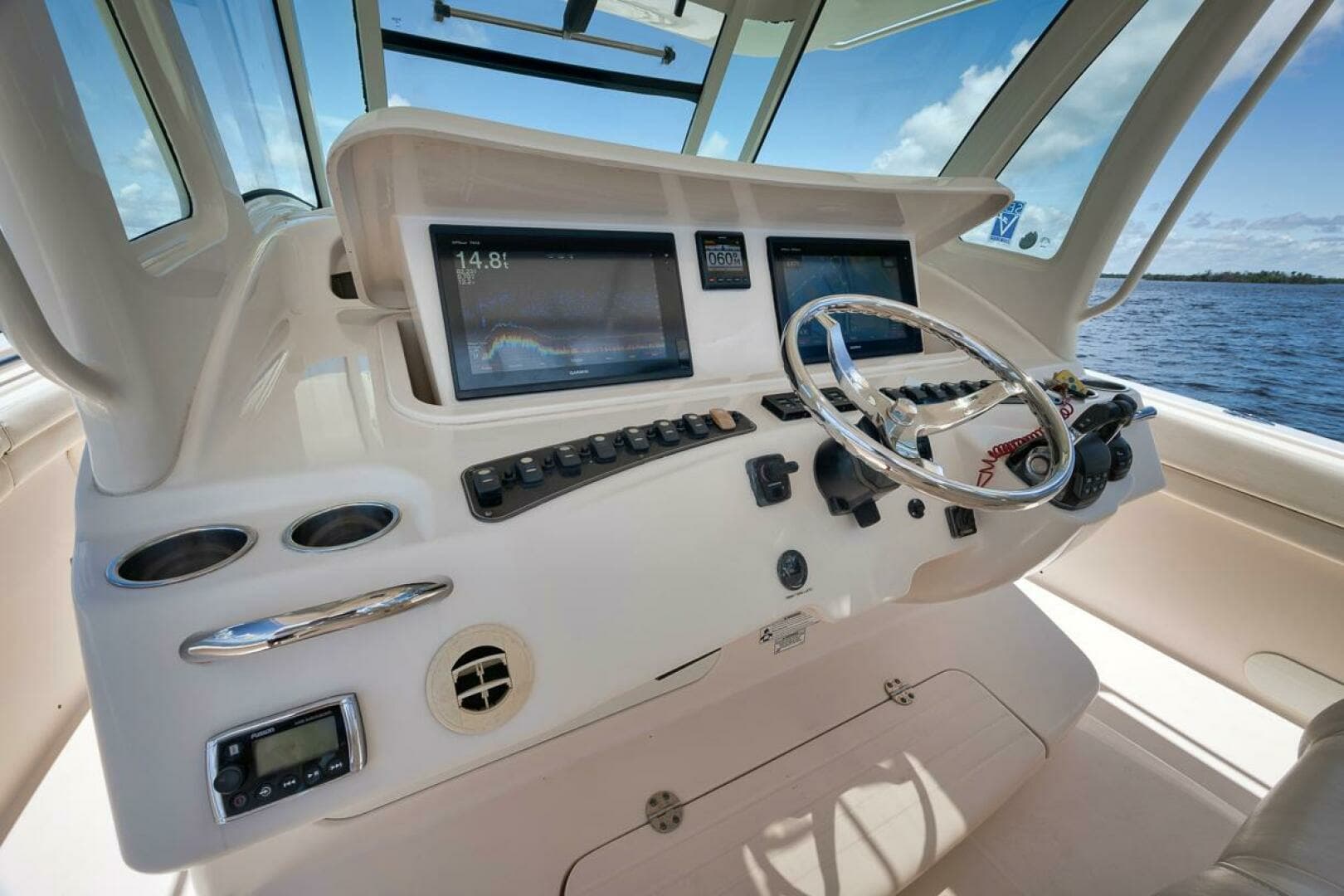 2015 Grady-White — - Image 64