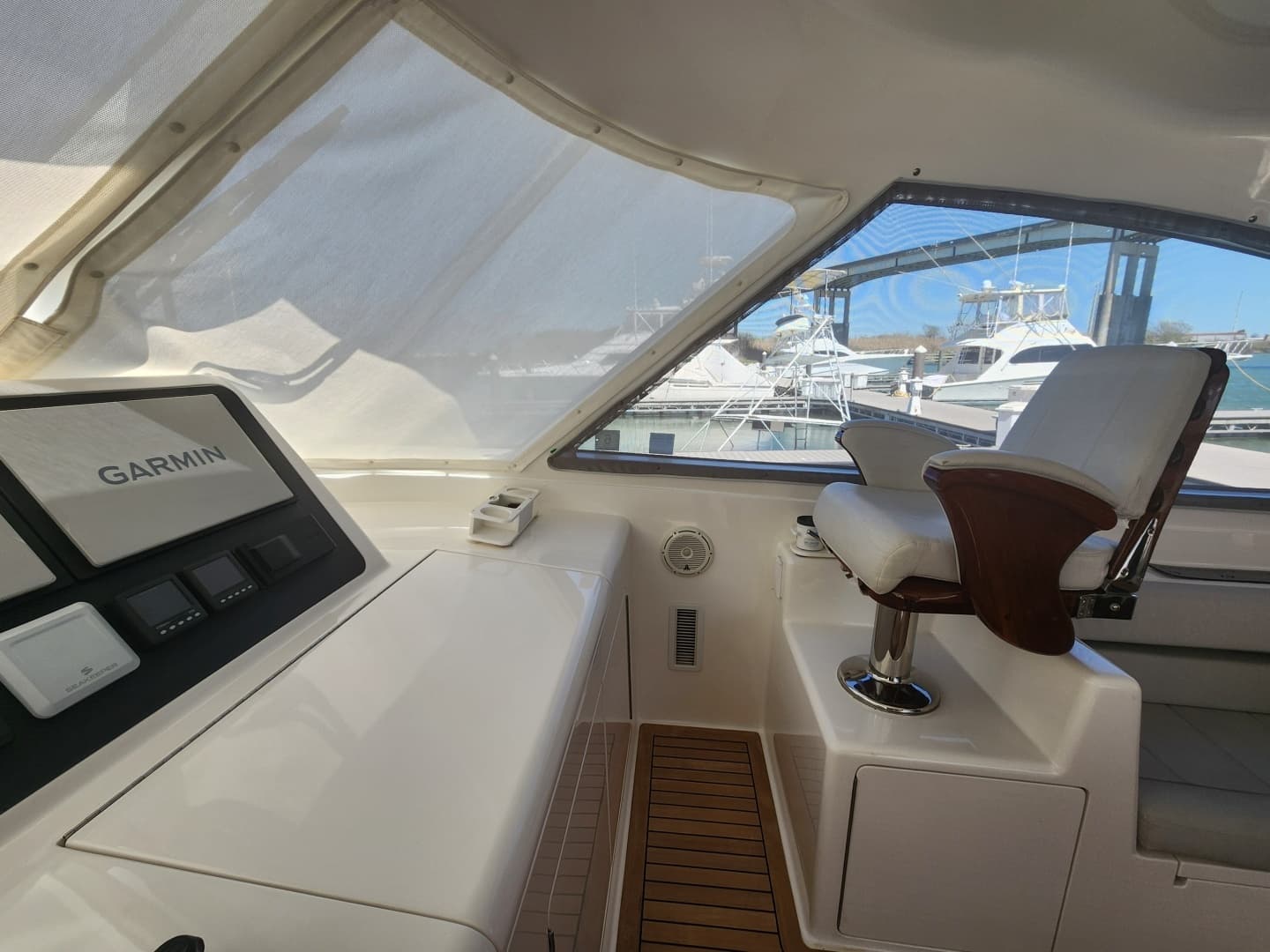 2018 Viking 48 Sport Tower - Image 7