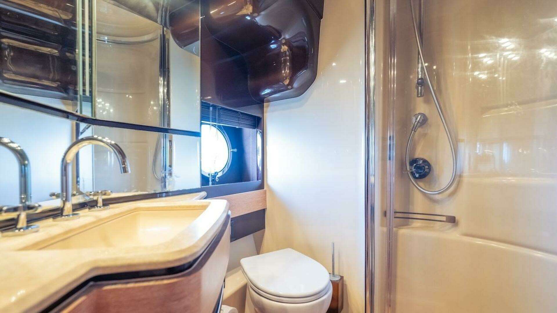 2012 Azimut Evolution - Image 45