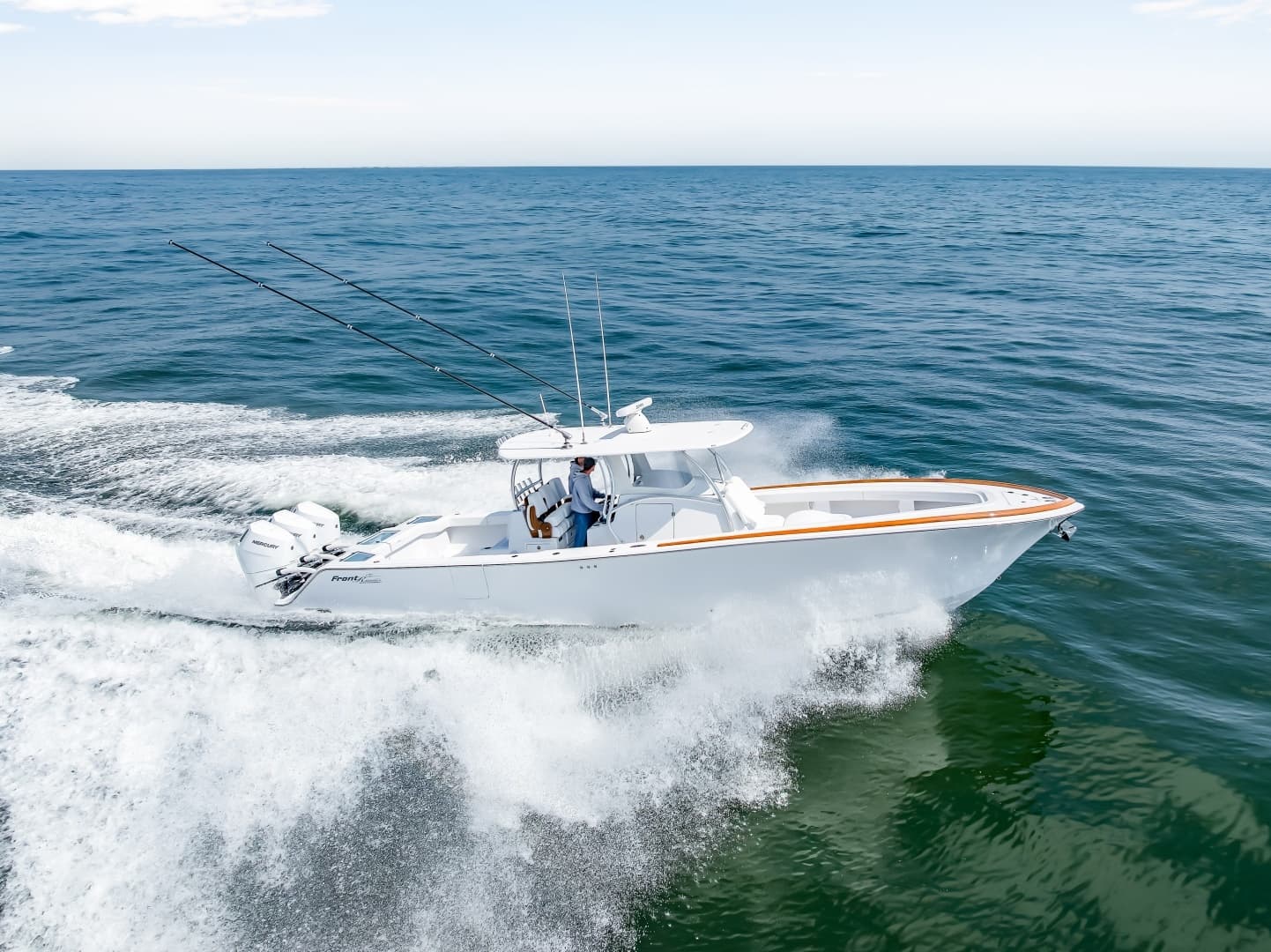 2026 Front Runner 39 Center Console - Image 16