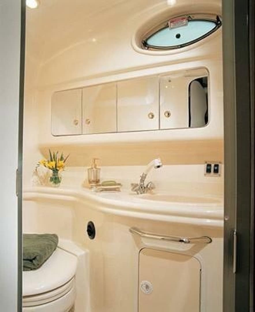 2003 Sea Ray 340 Sundancer - Image 23