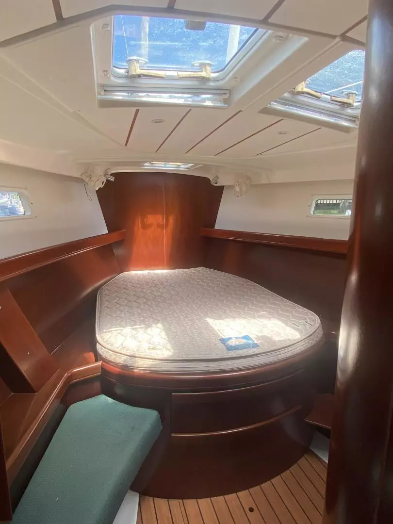 2004 Beneteau 473 - Image 40