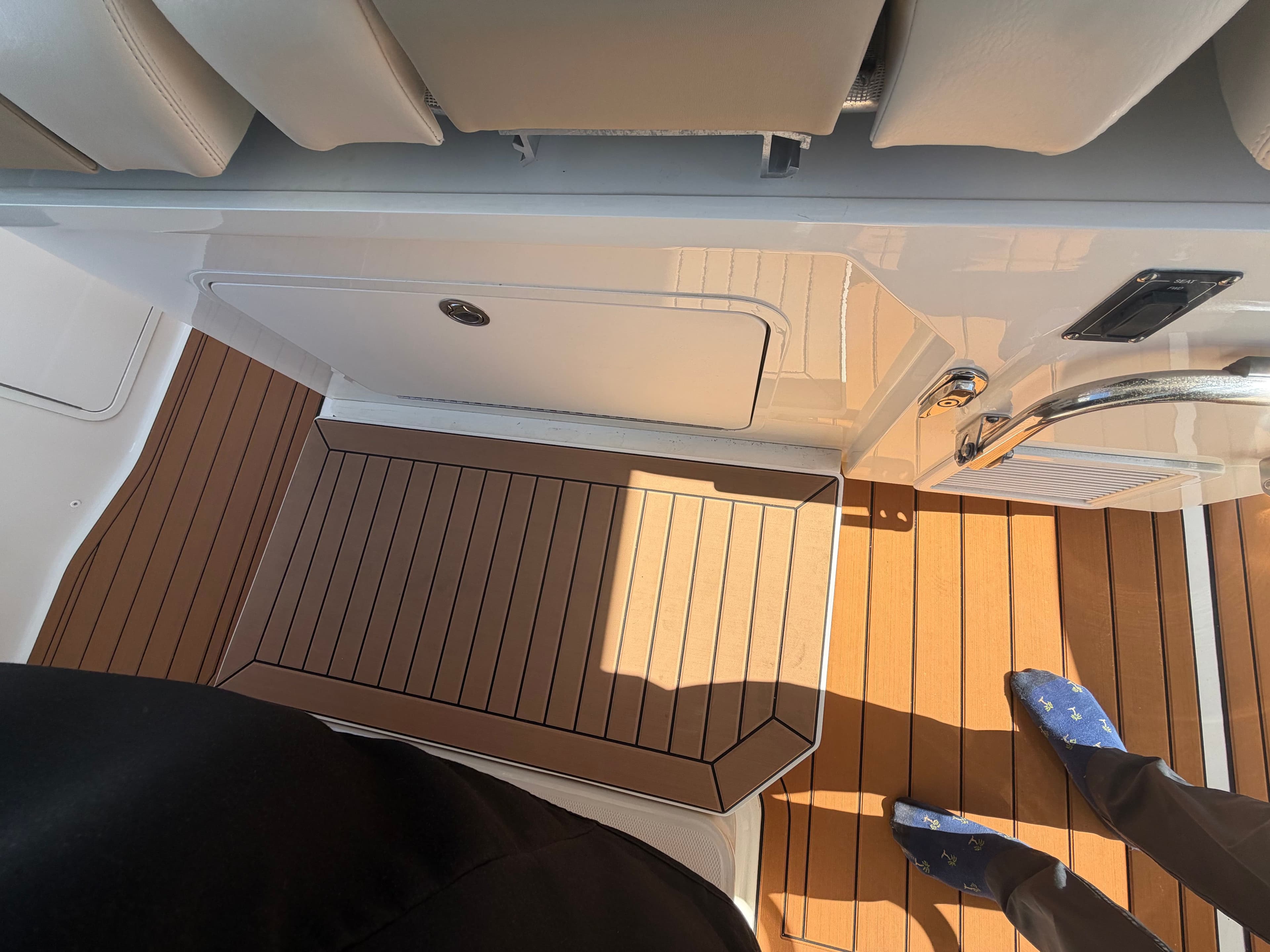 2021 Boston Whaler 380 Outrage - 31