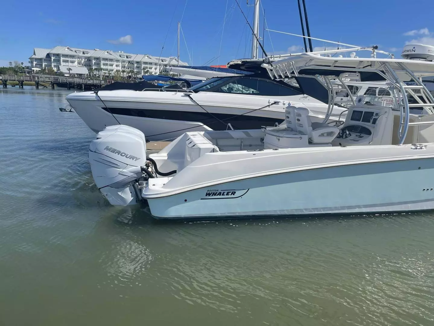 2008 Boston Whaler 320 Outrage Cuddy Cabin - Image 33