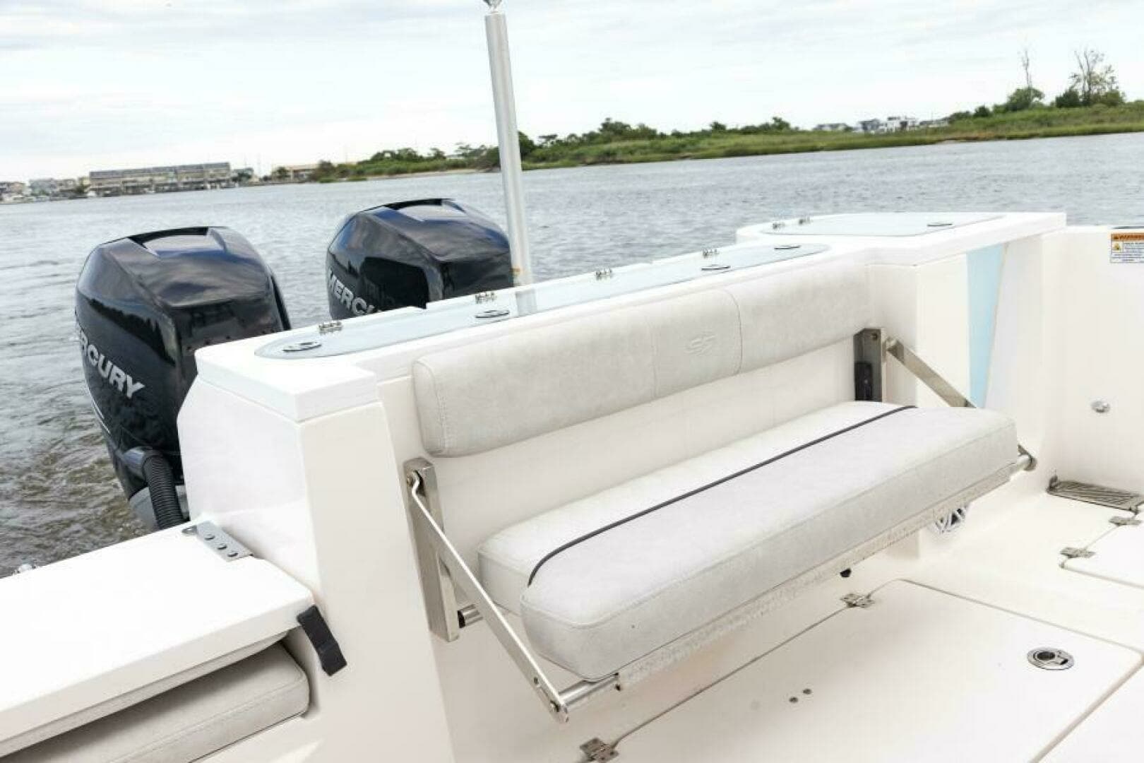 2027 Sea Fox 328 Commander - Image 40
