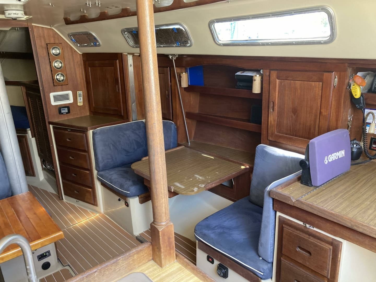 1984 Catalina 36 - Image 15