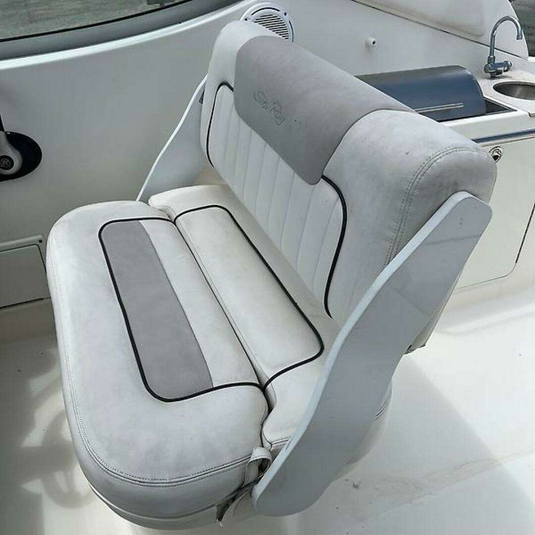 2011 Sea Ray 280 Sundancer - Image 9