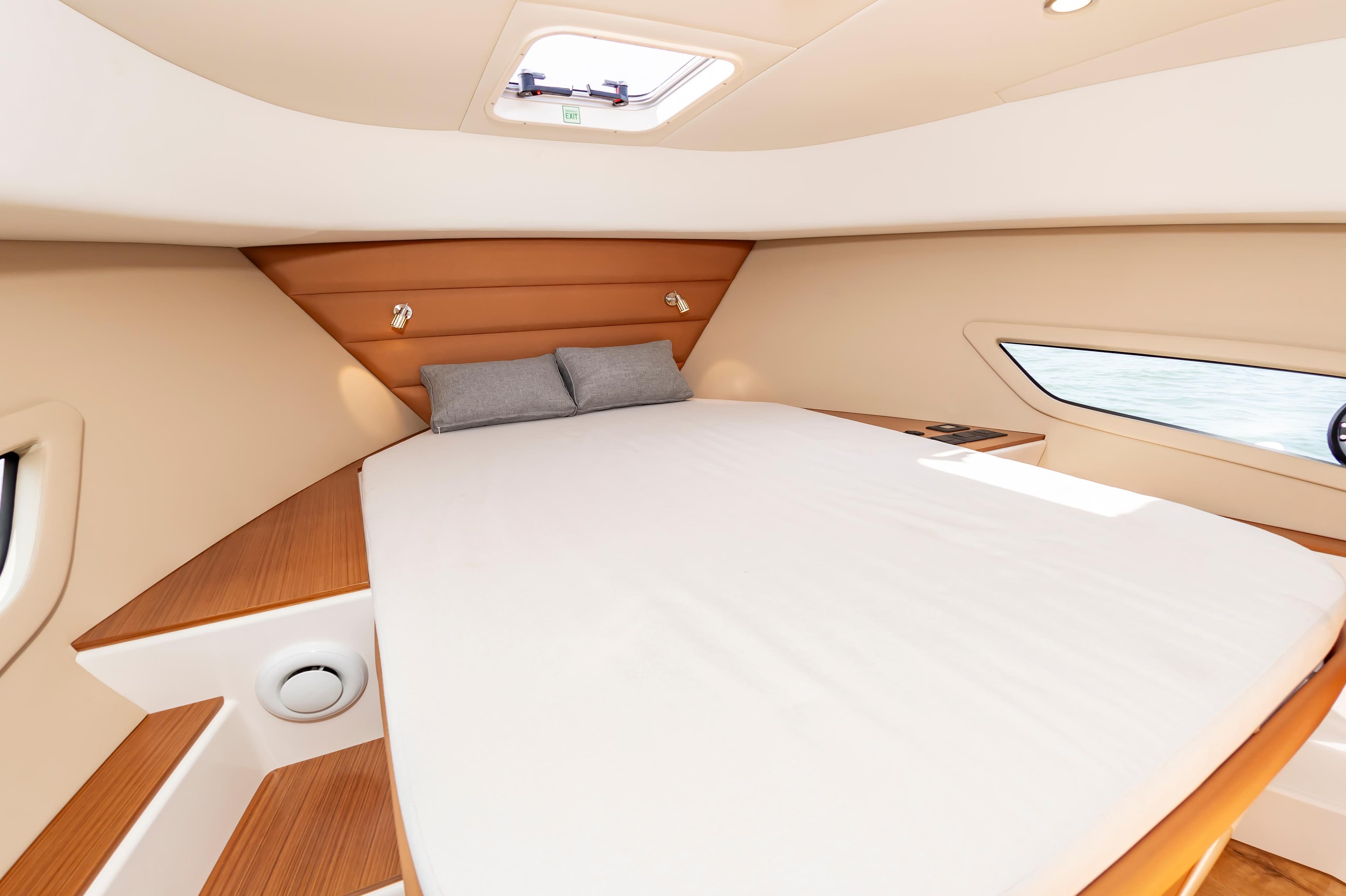 2023 Pescador 35 - 24