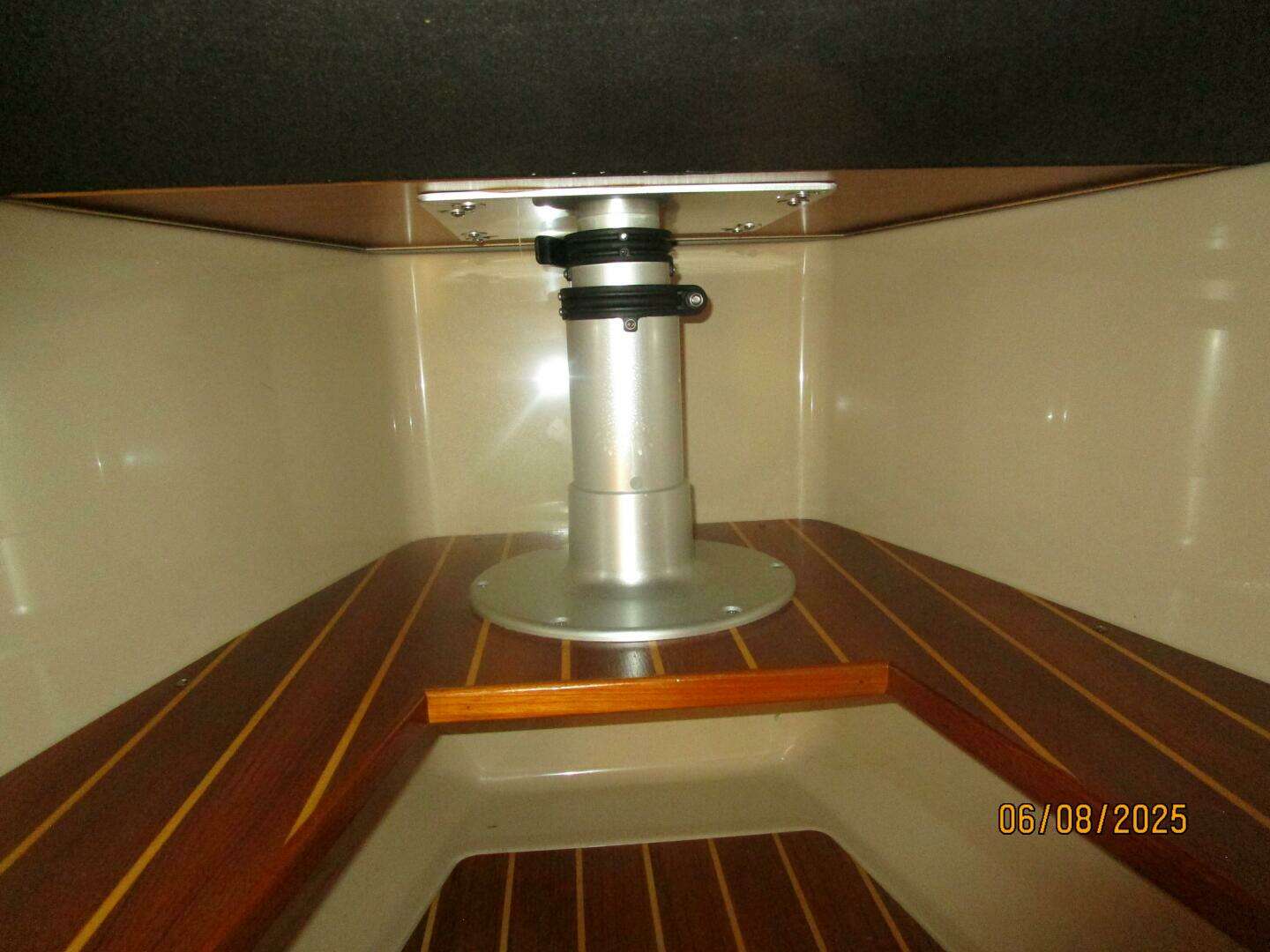 2012 Cutwater C28 - Image 40