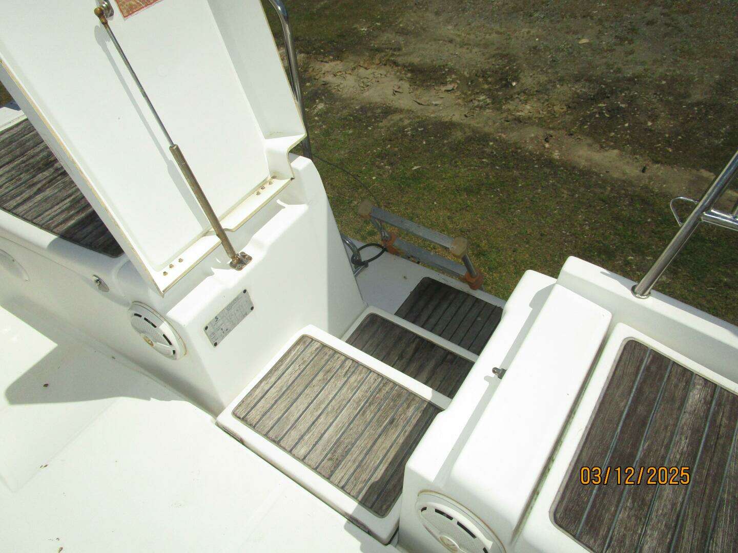 2010 Beneteau Oceanis 43 - Image 21