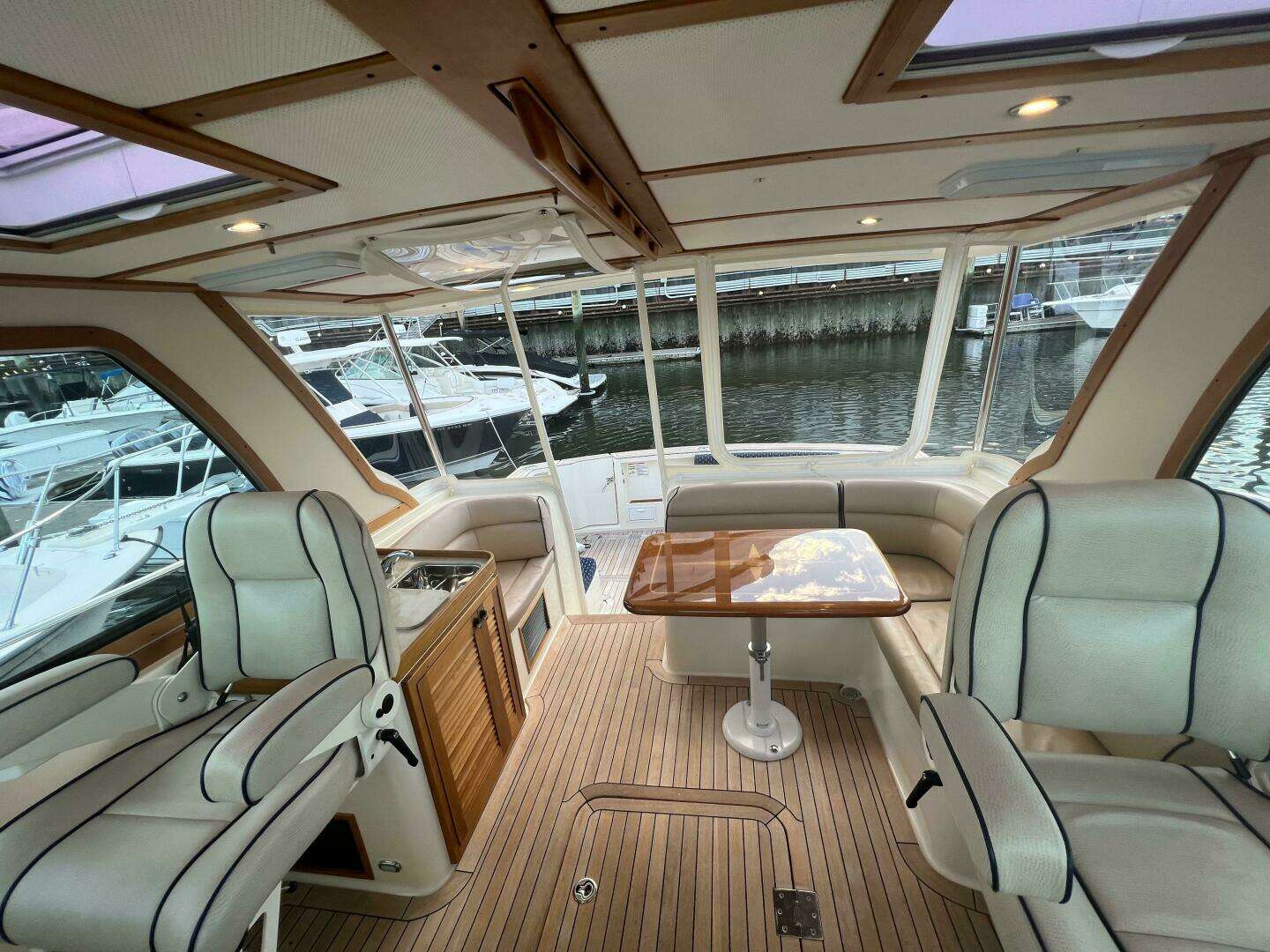 2008 Sabre 42 Hardtop Express - Image 15